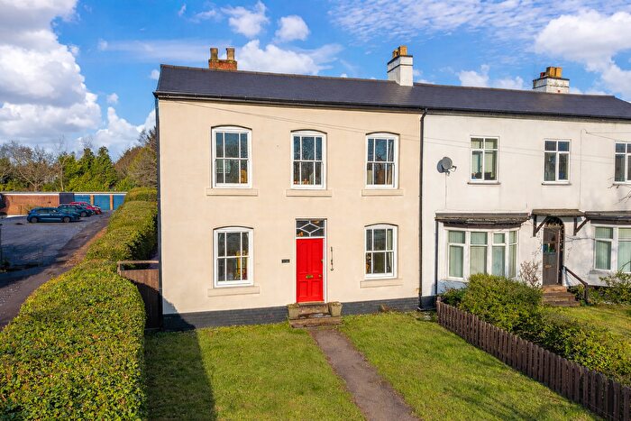 4 Bedroom Semi Detached House For Sale In Hagley Road West, Oldbury, B68