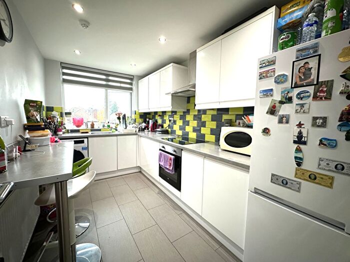 2 Bedroom Flat To Rent In Chaplin Road, Wembley, London, HA0