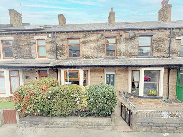 4 Bedroom Terraced House For Sale In Pembroke Road, Pudsey, LS28