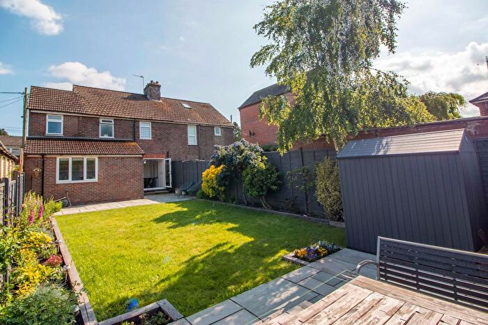 3 Bedroom Semi-Detached House For Sale In Vernon Road, Uckfield, TN22