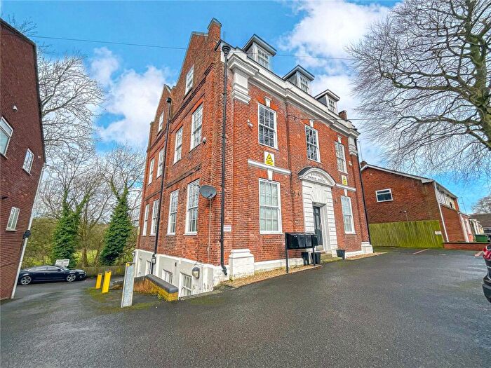 1 Bedroom Apartment To Rent In Amington Road, Tamworth, Staffordshire, B77