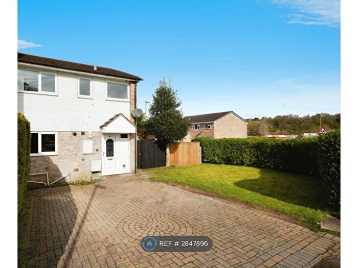 3 Bedroom Semi Detached House To Rent In Daniel Road, Whitchurch, RG28