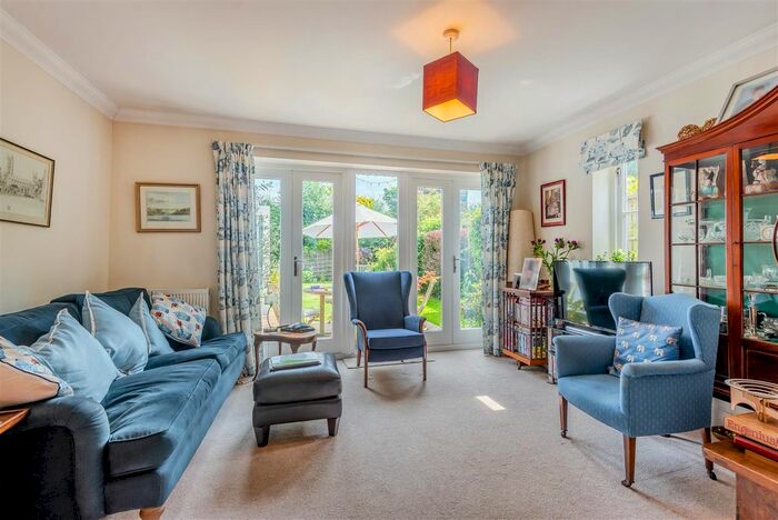4 Bedroom Detached House For Sale In Pleasant Valley Lane, East Farleigh, Maidstone, ME15