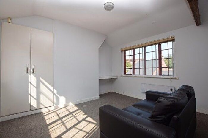 1 Bedroom Flat To Rent In Well Meadow Street, Sheffield, S3