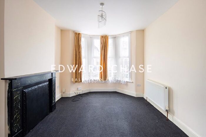 2 Bedroom Semi-Detached House For Sale In Wallington Road, Seven Kings, IG3