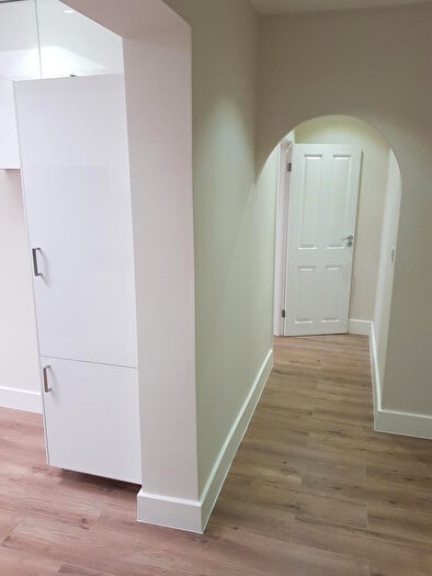 3 Bedroom Semi-Detached House For Sale In Leader Avenue, Barking, E12