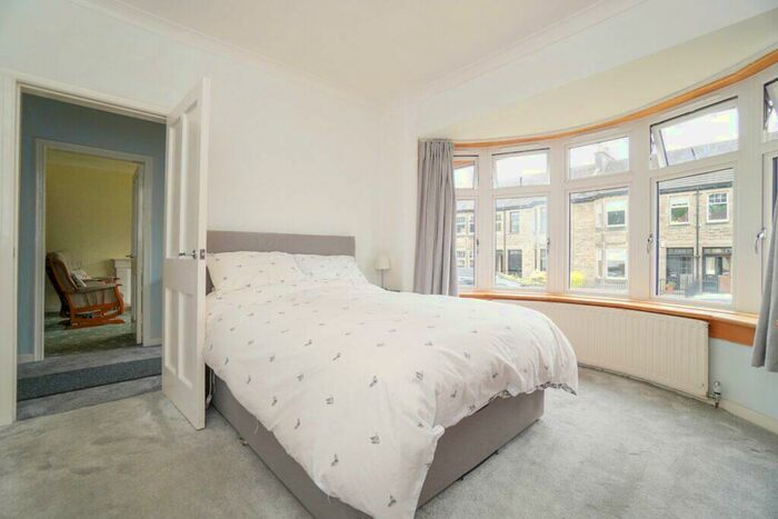 2 Bedroom Detached Bungalow For Sale In Maxwell Street, High Dalmuir, G81