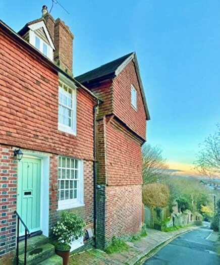 2 Bedroom Cottage For Sale In St. Martin`s Lane, Lewes, BN7