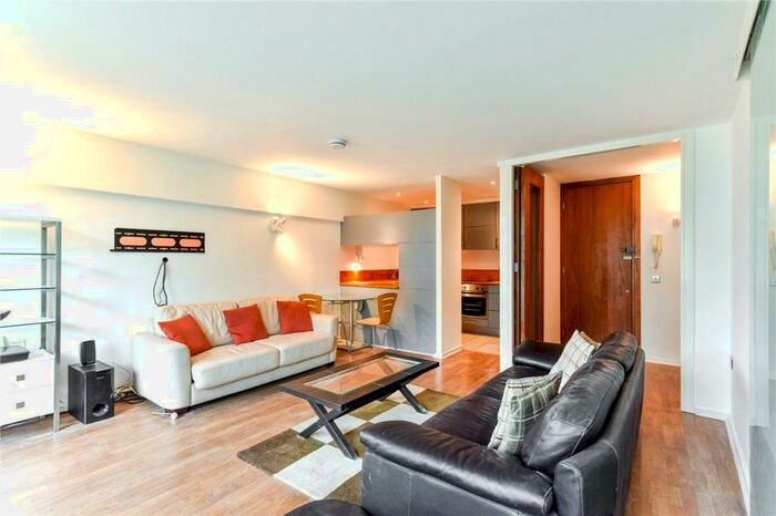 1 Bedroom Apartment To Rent In Myddelton Passage, London, EC1R