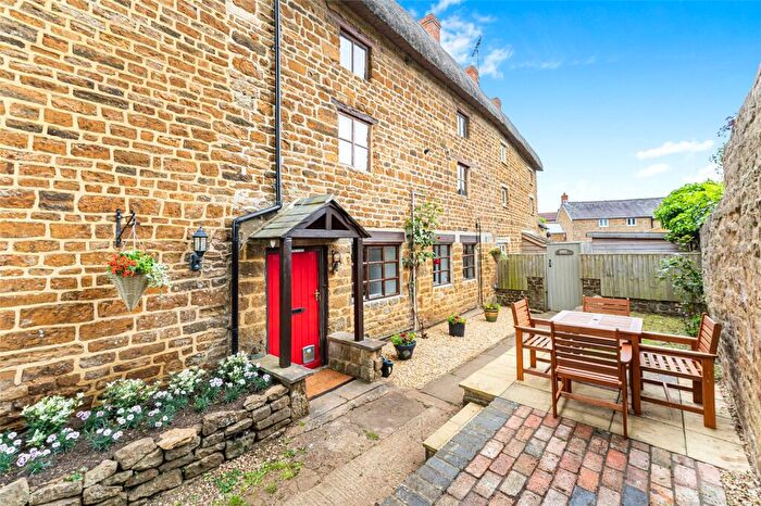 3 Bedroom Terraced House For Sale In Aynho Road, Adderbury, Banbury, Oxfordshire, OX17
