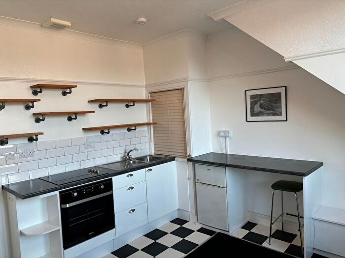 1 Bedroom Flat To Rent In Hartington Road, Aberdeen, AB10