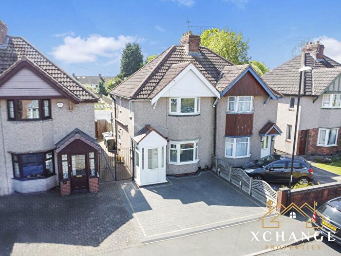 3 Bedroom Semi Detached House For Sale In Greens Road, Coventry, CV6