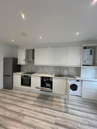 1 Bedroom Flat To Rent In Beaconsfield Terrace Road, London, W14