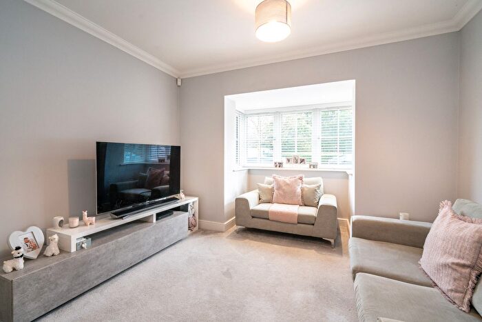 3 Bedroom Terraced House For Sale In Church Lane, Aston Clinton, Aylesbury, HP22