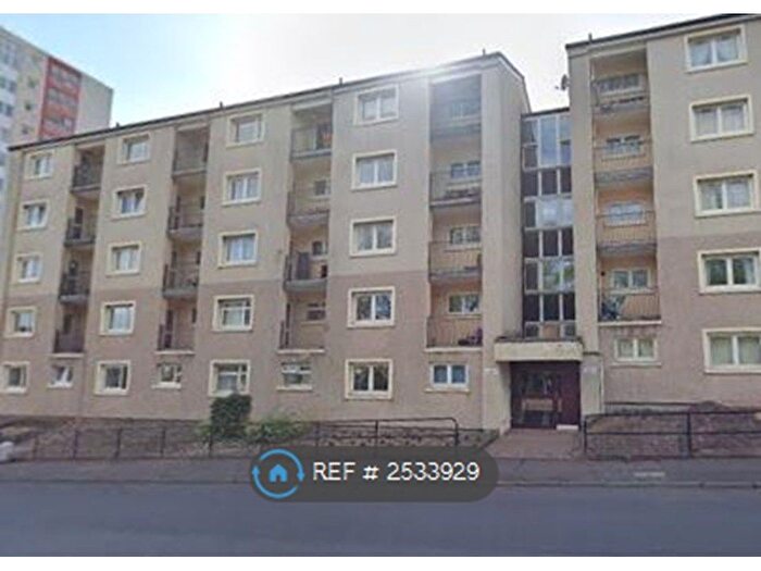 2 Bedroom Maisonette To Rent In John Knox Street, Glasgow, G4