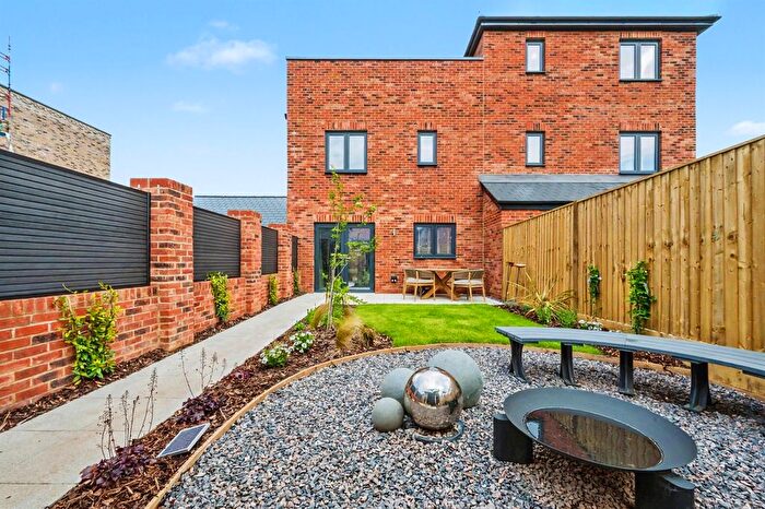 3 Bedroom Property For Sale In The Speedwell, Horton Heath, The Lower Acre, SO50