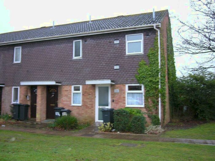 1 Bedroom Flat To Rent In Bedroom Property In Ensbury Park, BH10