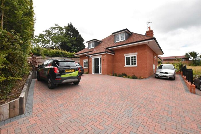 1 Bedroom Flat To Rent In Cressingham Road, RG2