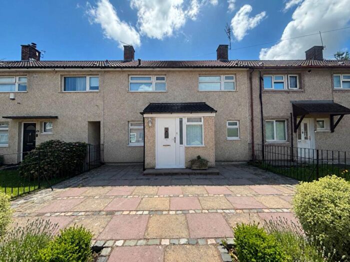 3 Bedroom Terraced House For Sale In Birbeck Walk, Northwood, L33
