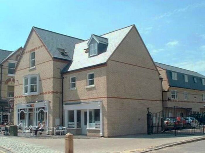 2 Bedroom Flat To Rent In Newmarket, CB8