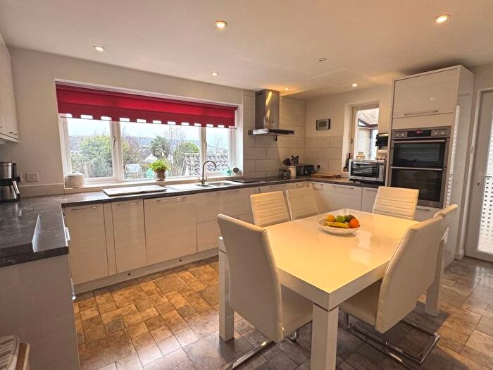 4 Bedroom Detached House For Sale In Moor View Close, Sidmouth, EX10