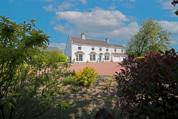 10 Bedroom Detached House For Sale In Lynn Lane, Shenstone, Lichfield, WS14