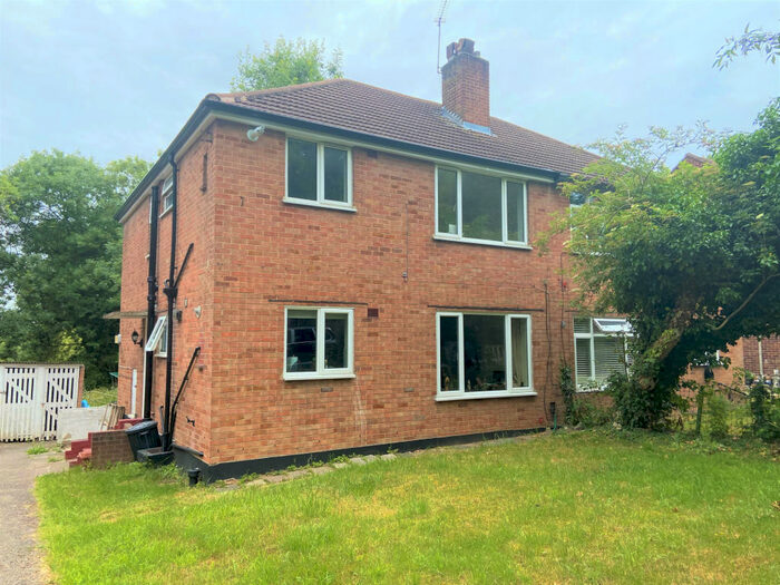 2 Bedroom Maisonette To Rent In Croft Close, Chislehurst, BR7