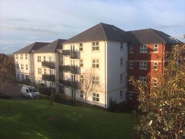 2 Bedroom Flat To Rent In Cleave Road, Sticklepath, Barnstaple, EX31
