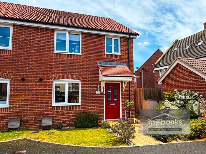 3 Bedroom Semi Detached House For Sale In Nuthatch Way, Attleborough, Norfolk, NR17