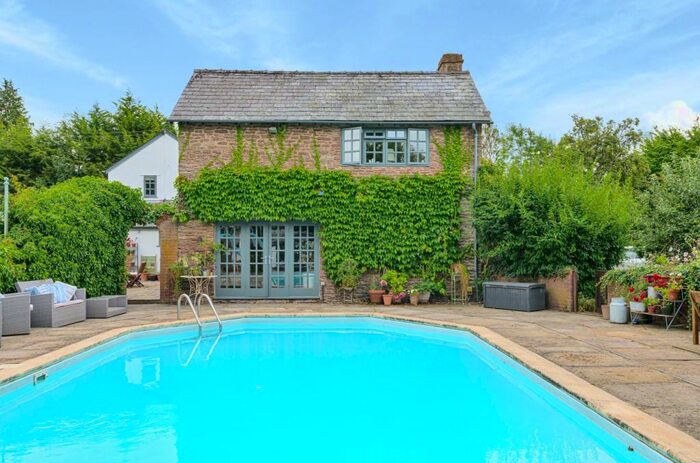 5 Bedroom Detached House For Sale In Llanwarne, Hereford, HR2