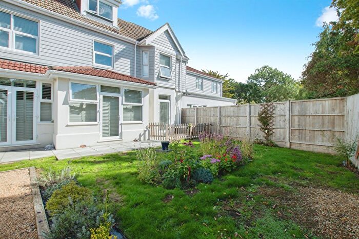 1 Bedroom Flat For Sale In Dudsbury Road, West Parley, Ferndown, BH22