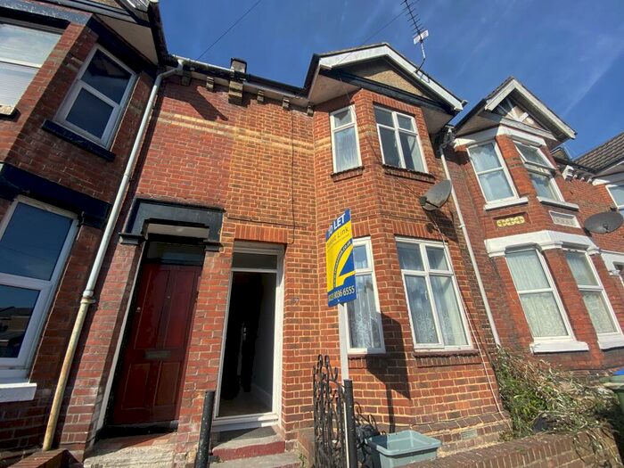 4 Bedroom House To Rent In Earls Road, SO14