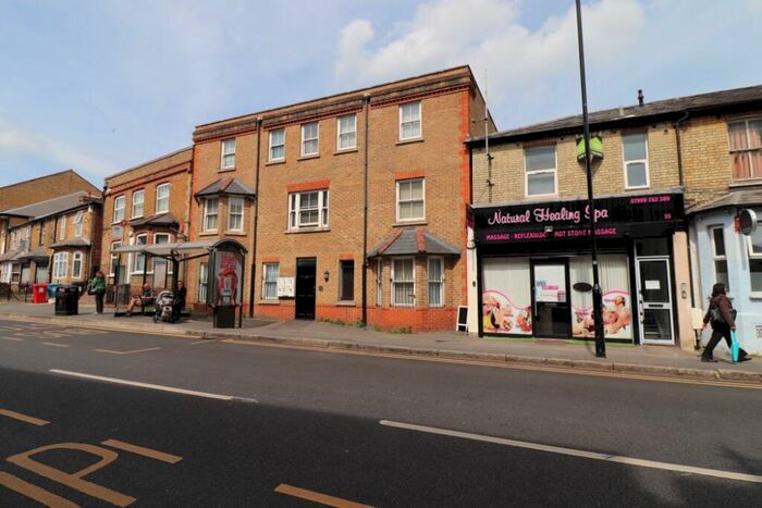 1 Bedroom Apartment To Rent In Castle Street, High Wycombe, HP13