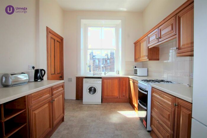 3 Bedroom Flat To Rent In Thirlestane Road, Marchmont, Edinburgh, EH9