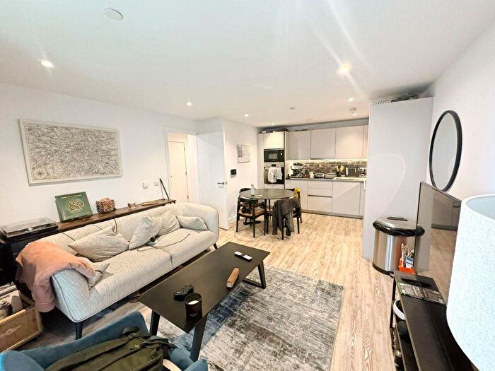 2 Bedroom Flat For Sale In Goodwin Building, Potato Wharf, M3