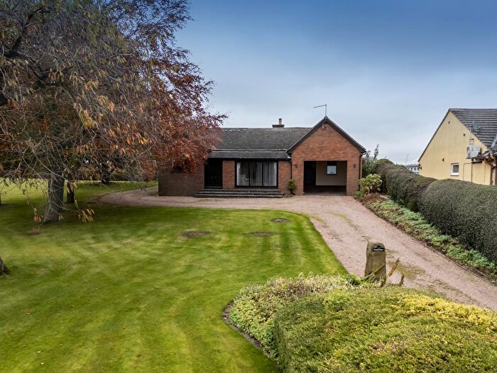 5 Bedroom Detached House For Sale In High Lane, Ridgeway, S12