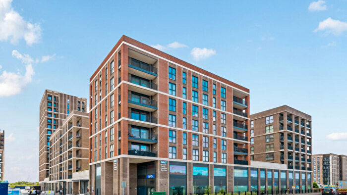 1 Bedroom Flat For Sale In Halewood Way, Rainham, RM13