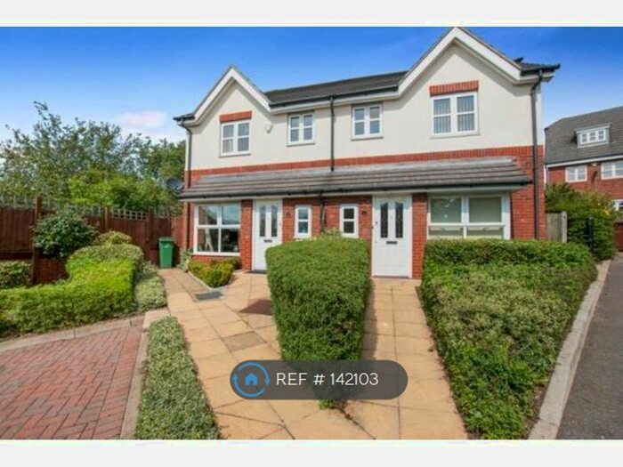 3 Bedroom Semi-Detached House To Rent In Berwick Gardens, Sutton SM1