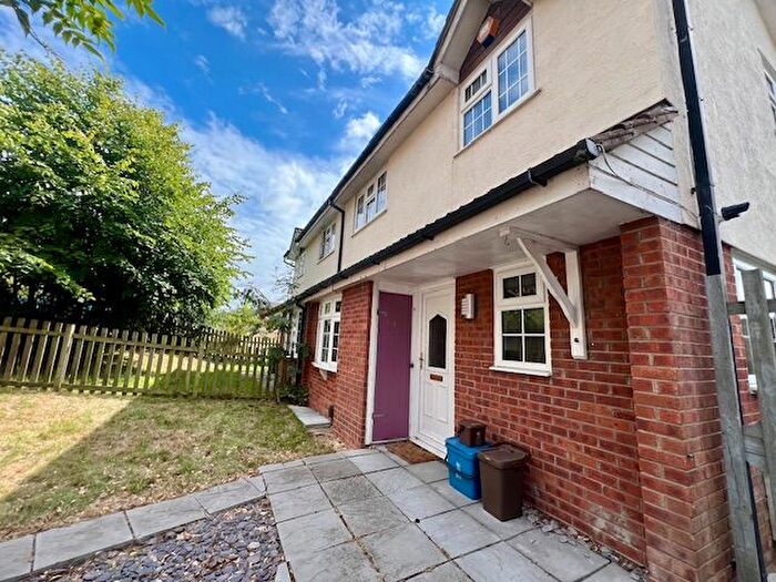 2 Bedroom Property To Rent In Haxby Court, Cardiff Bay, Cardiff, CF10