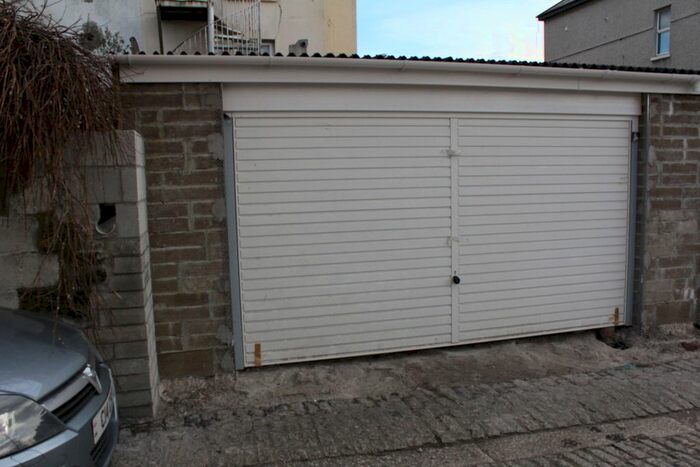 Parking/garage To Rent In Embankment Road, Plymouth, PL4