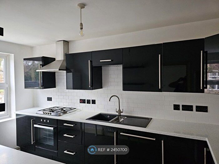 1 Bedroom Flat To Rent In Oaklands Road, Bromley, BR1