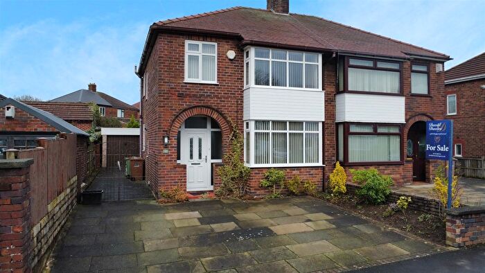 3 Bedroom Semi Detached House For Sale In Regal Drive, Windle, St Helens, WA10