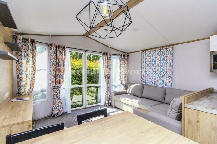 2 Bedroom Bungalow For Sale In Bottomdale Road, Slyne, Lancaster, LA2