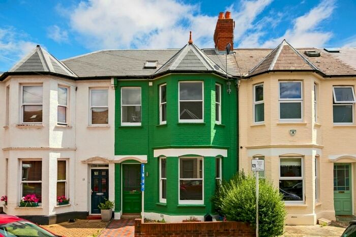 3 Bedroom Terraced House To Rent In Duncan Road, Richmond, Surrey, TW9
