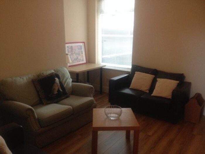 5 Bedroom Terraced House To Rent In Wardwards Lane, Birmingham, West Midlands, B29