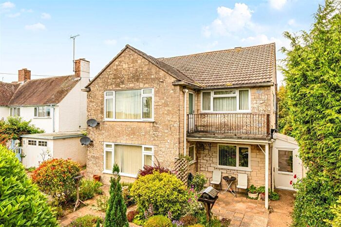 3 Bedroom Apartment For Sale In Maiden Castle Road, Dorchester, Dorset, DT1
