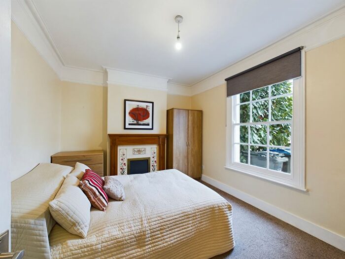 3 Bedroom Cottage To Rent In Hartfield Crescent, London, SW19