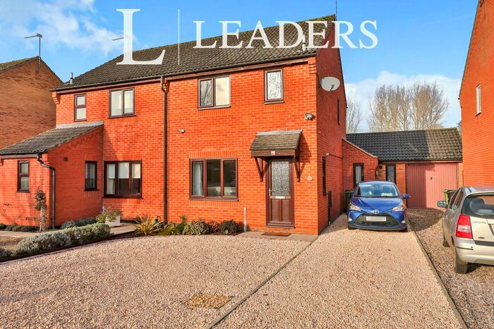 4 Bedroom Semi-Detached House To Rent In Homebred Lane, Loddon, Norwich, NR14