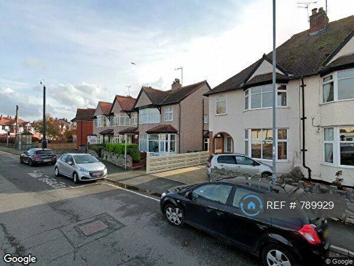 3 Bedroom Semi-Detached House To Rent In Penrhyn Avenue, North Wales, LL28