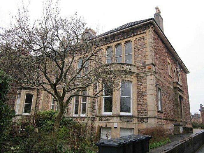 5 Bedroom Flat To Rent In Apsley Road – First Floor – Ref:, BS8